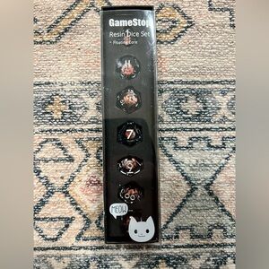 GameStop Exclusive Resin Dice Set Floating Cat Head
